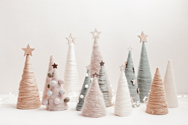 decoración DIY 2 mini árboles de navidad
